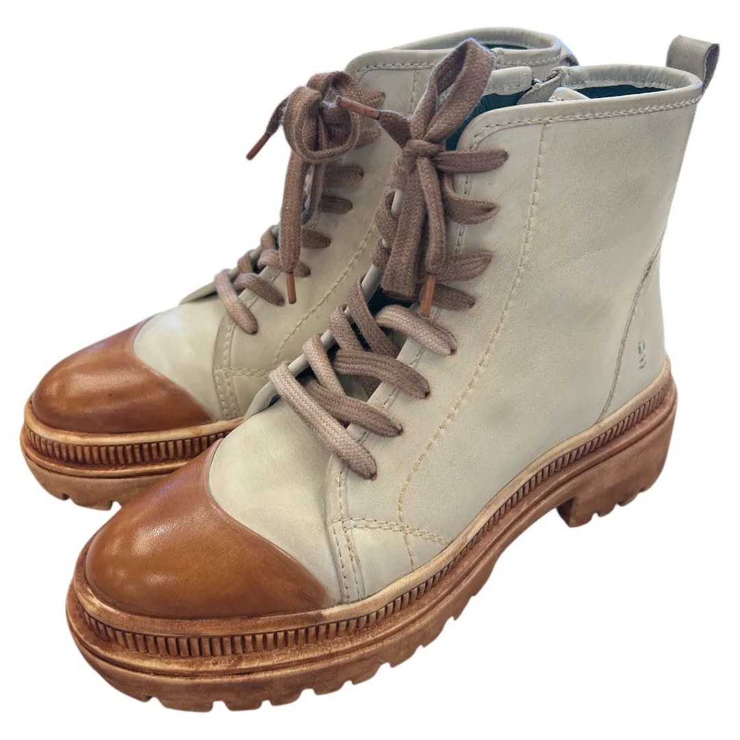 Boots Combat By Bedstu In Cream, Size: 8